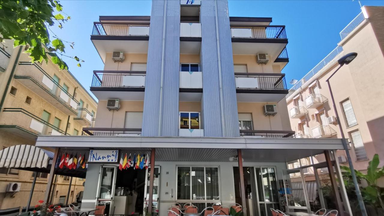 Hotel Nanni Garnì Rimini Esterno foto